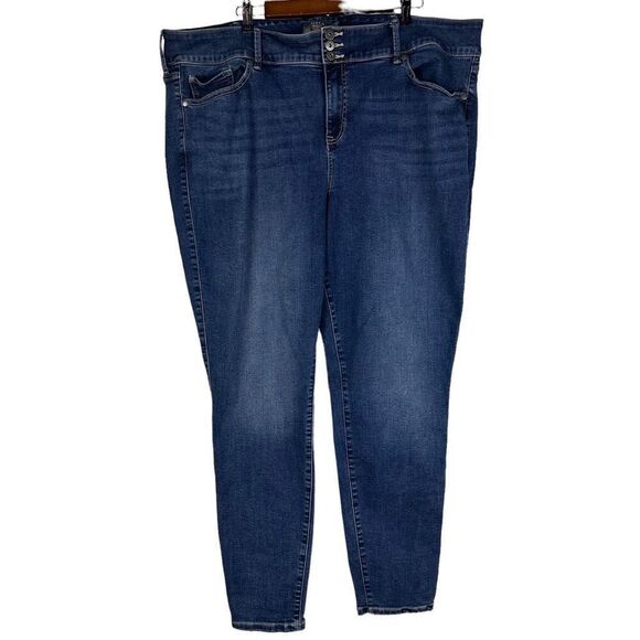 Torrid Denim Super Soft Jegging sz 26 Tall - Picture 1 of 7